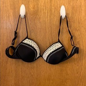 Black push up bikini top